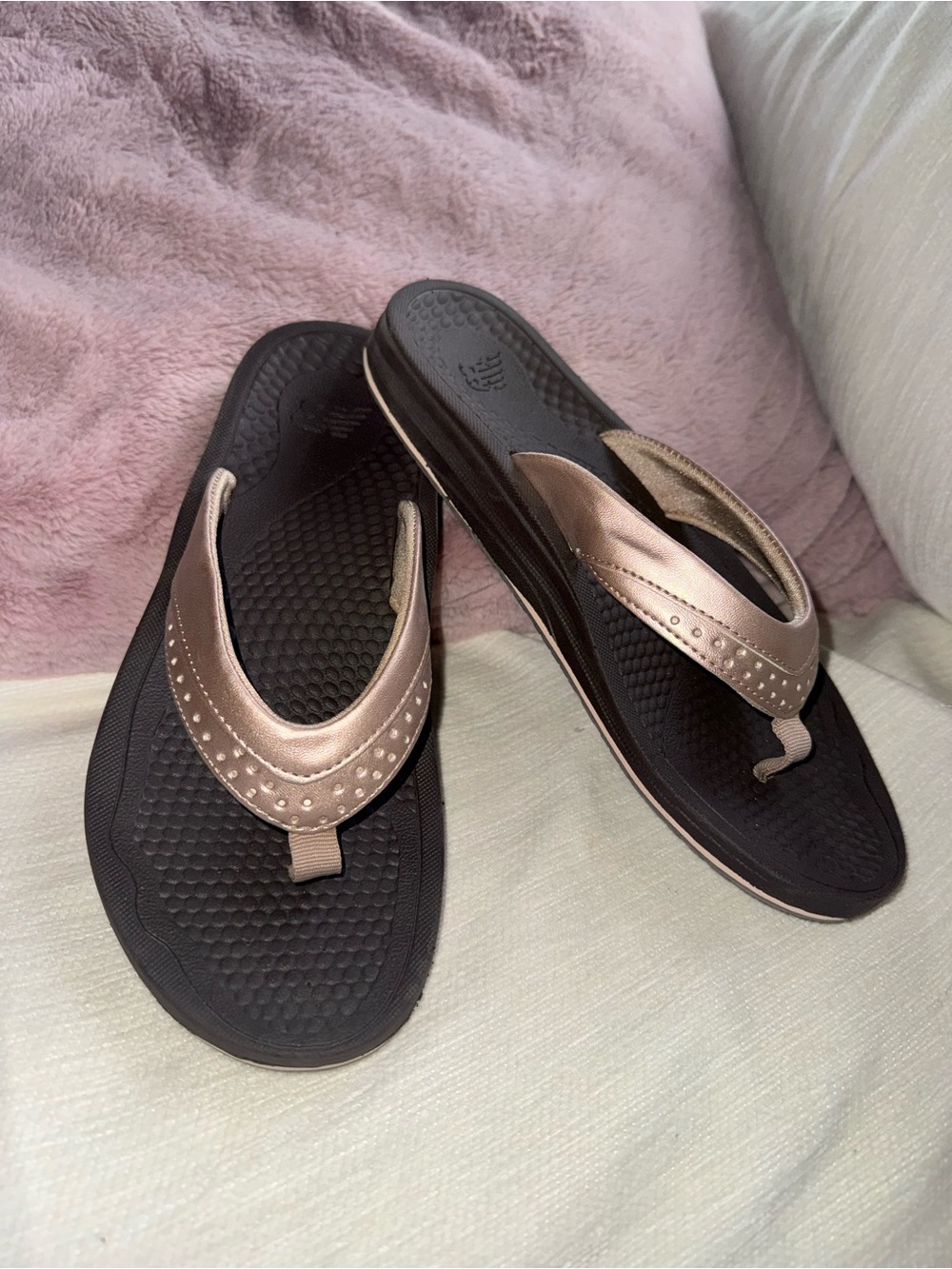 Women’s New Balance Arch Support Flip Flops | Size 7